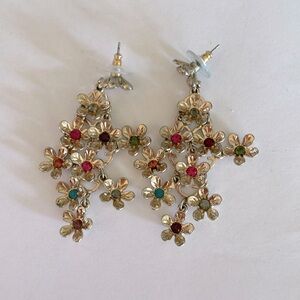 Chandelier earrings